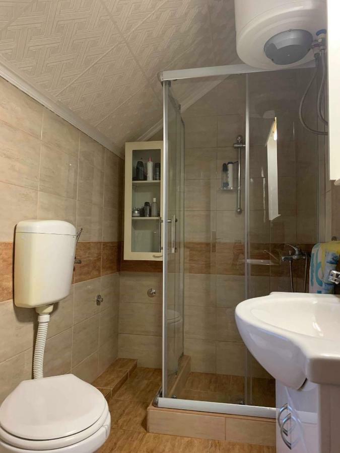Idila Apartment Баина Баща Екстериор снимка
