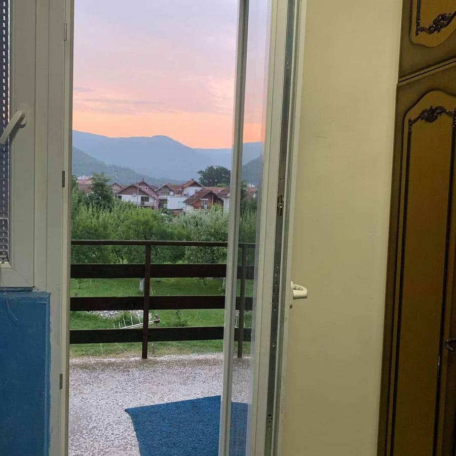 Idila Apartment Баина Баща Екстериор снимка
