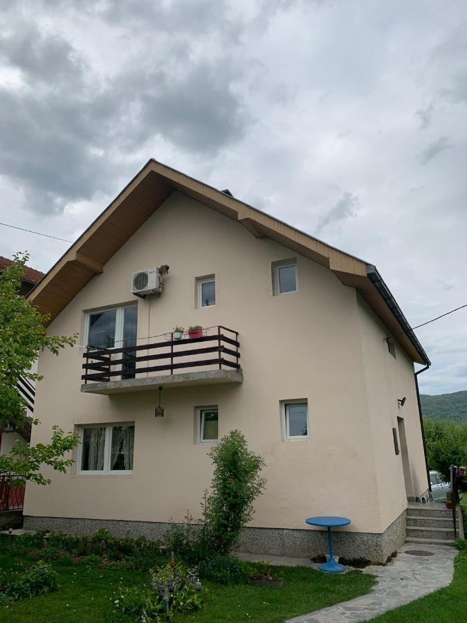 Idila Apartment Баина Баща Екстериор снимка